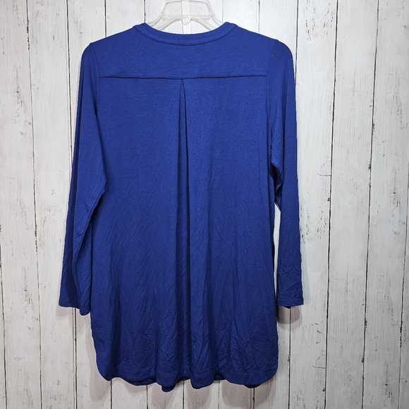 J Jill Wearever Women's Blue Button Front Tunic Top Pocket Knit Shirt Size Large - Picture 7 of 7